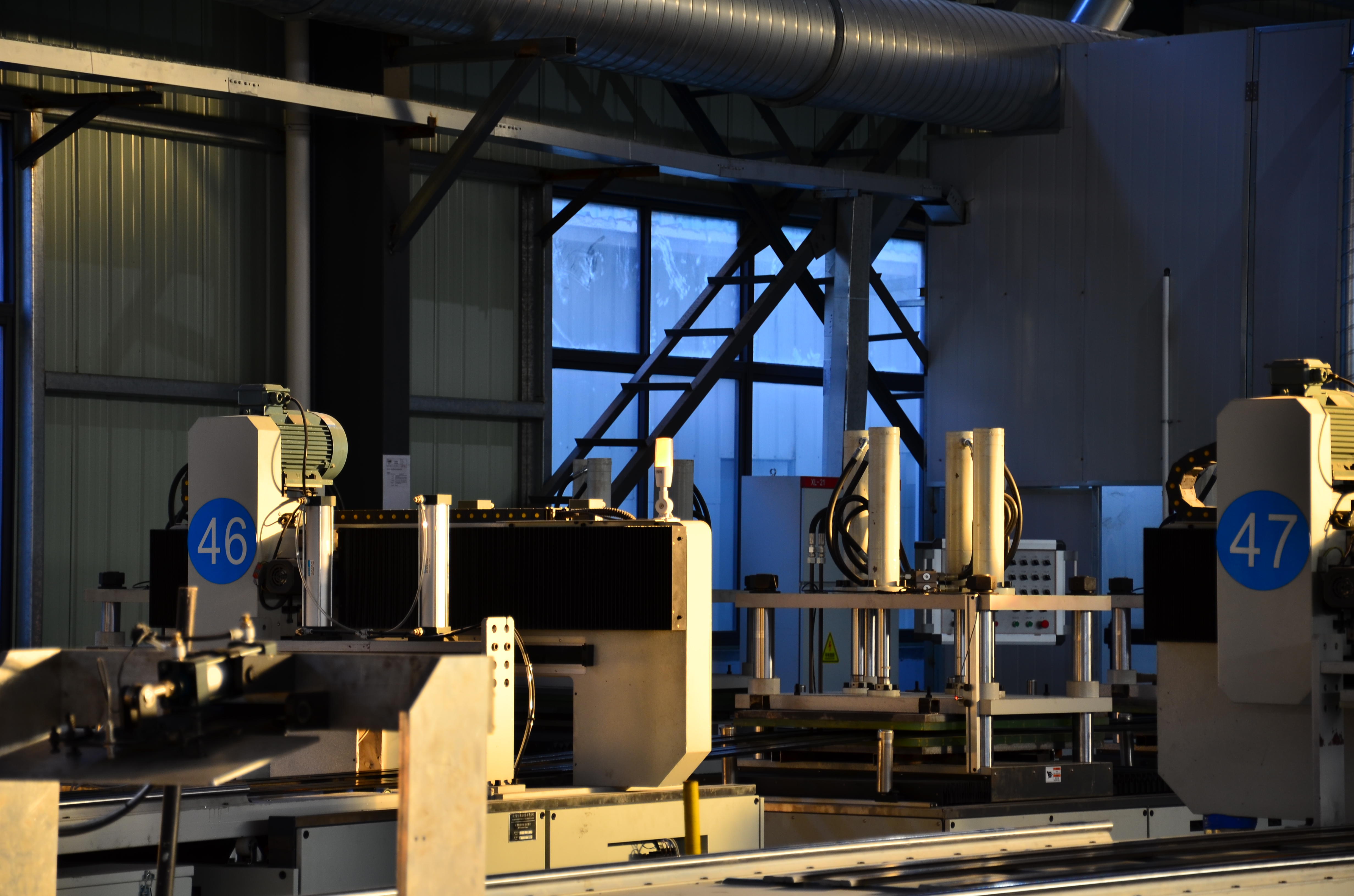 玻璃钢型材：重新定义强度的复合材料革命   