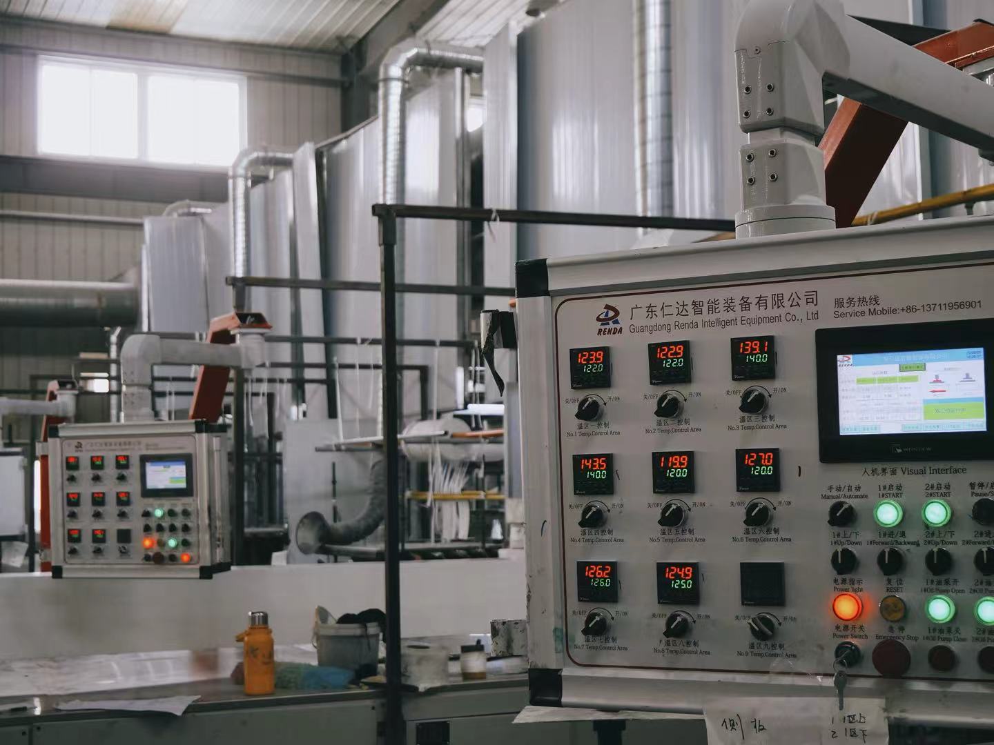 玻璃钢窗框：建筑围护体系的革新力量